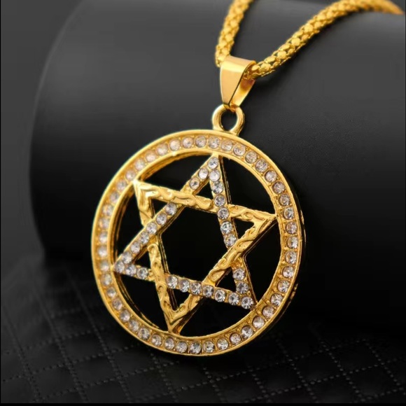 Cubic Zirconia Star Of David Necklace - Picture 5 of 8